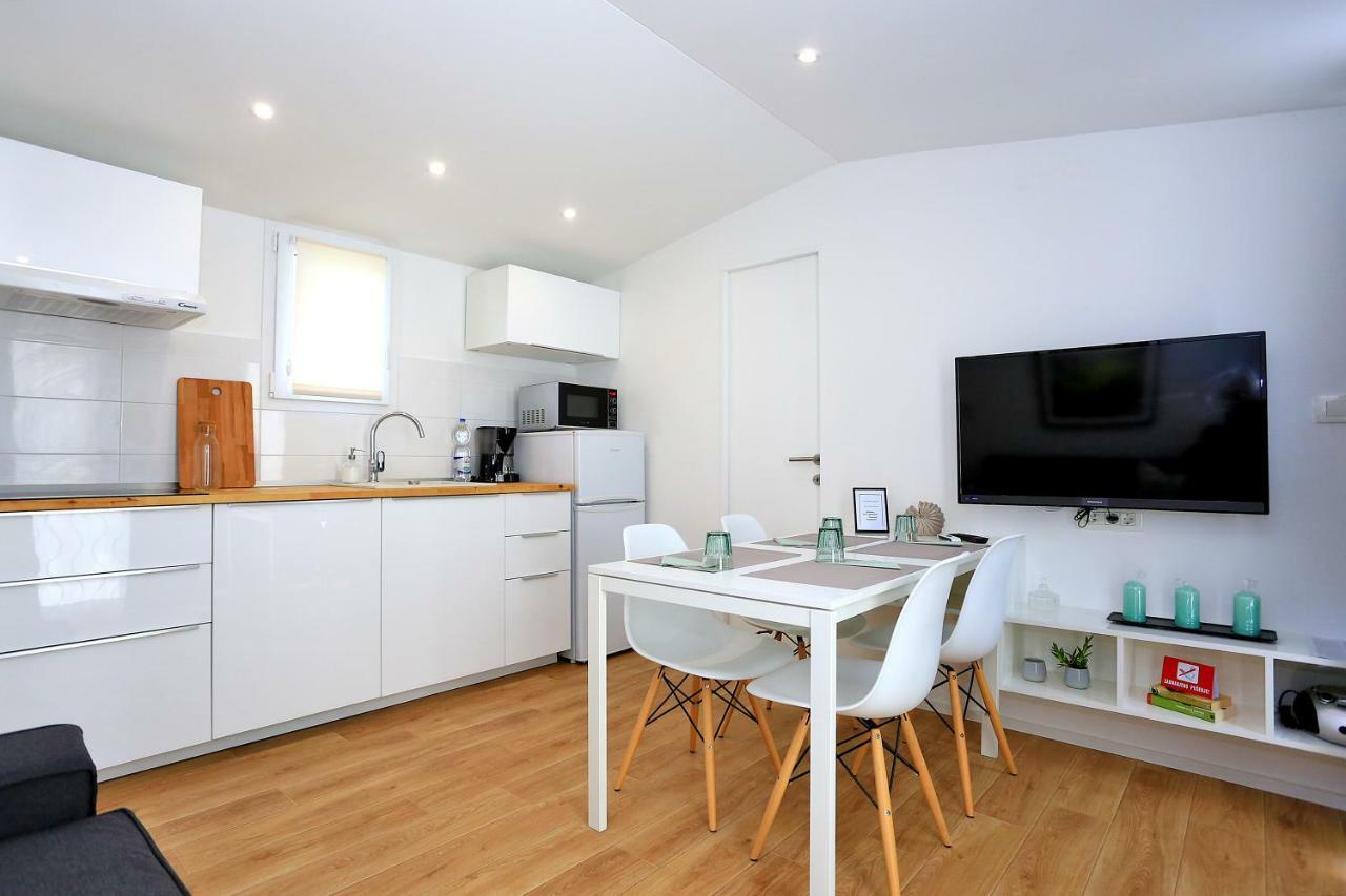 First Apartment Zadar Exterior foto