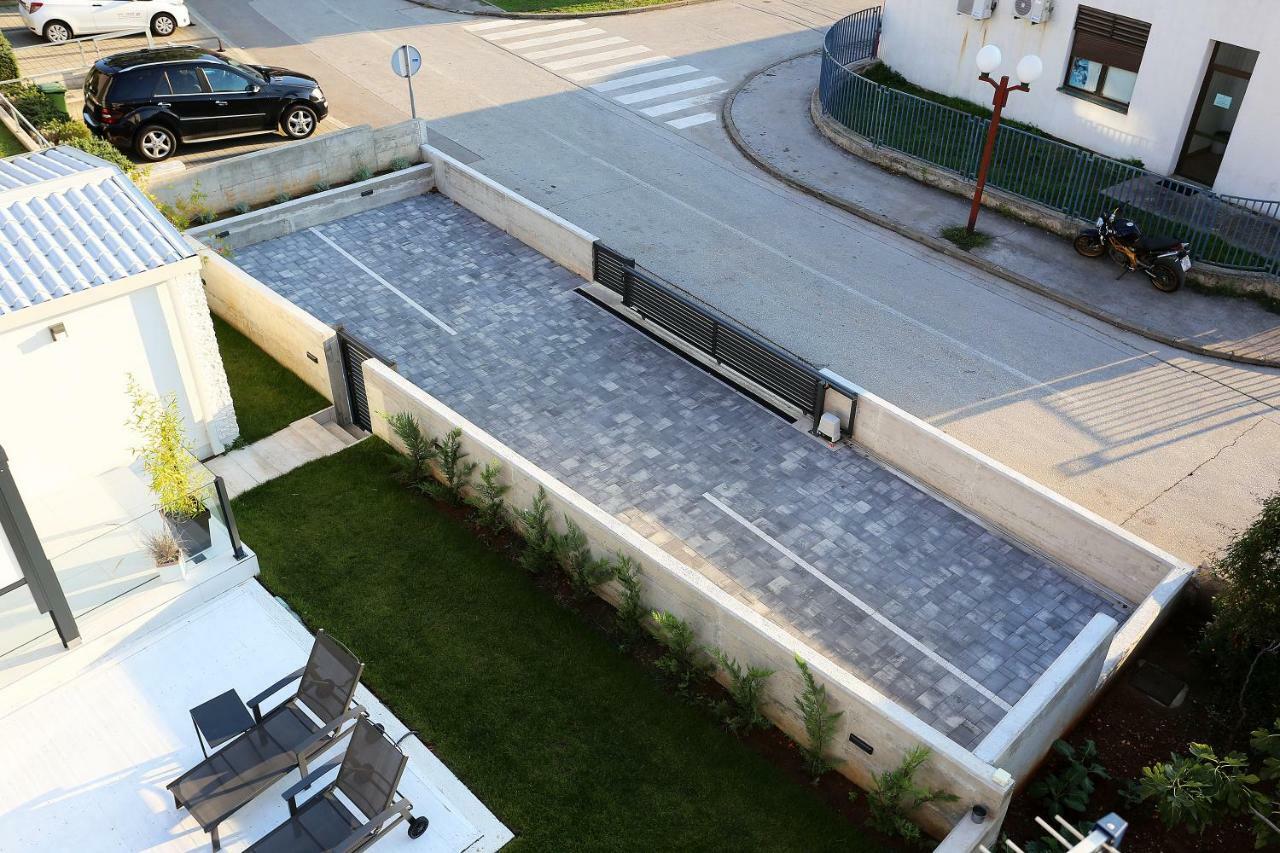 First Apartment Zadar Exterior foto